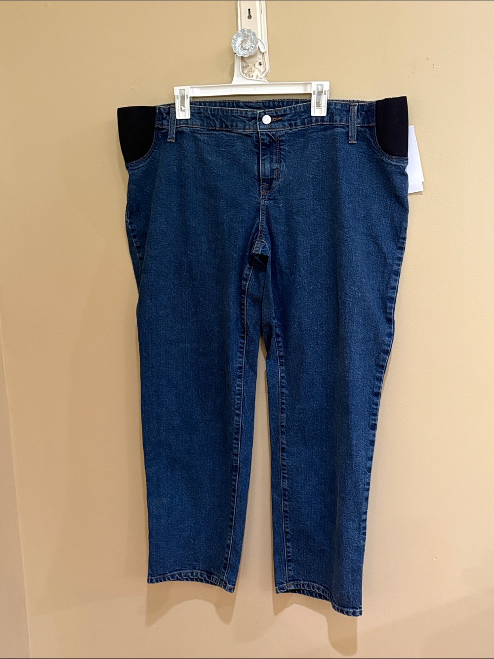 Ingrid & Isabel Dark Blue Maternity jeans  with Black Stretch Panels